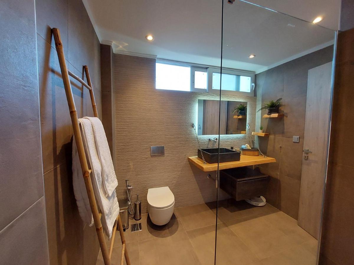 New Minimal Apartment,10' From Athens Airport Spáta Esterno foto