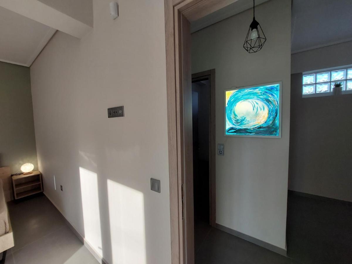 New Minimal Apartment,10' From Athens Airport Spáta Esterno foto
